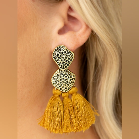 100pc Jewelry Lot - Picture 3 of 4